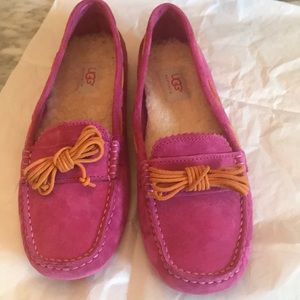UGG Moccasin.